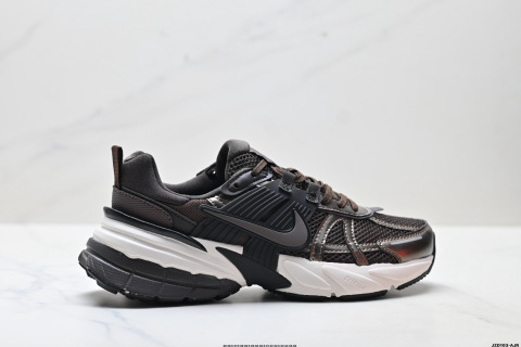 NIKE V2K RUN Retro Sneakers