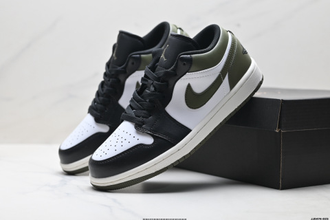 Nike Air Jordan 1 Low OG Casual Sneaker