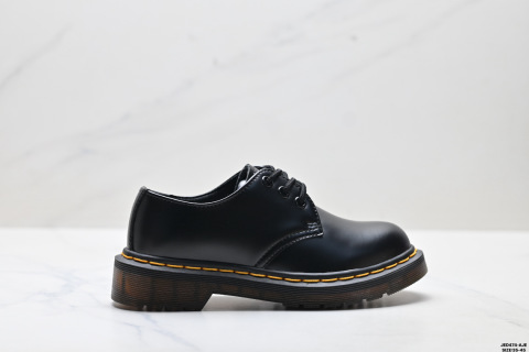 Dr.martens 1046 Smooth Leather Platform Martin Boots