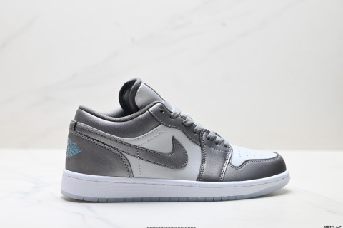 Nike Air Jordan 1 Low OG Low-Top Casual Sneakers