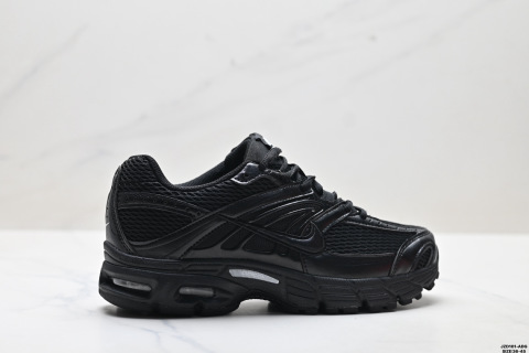 Nike Air Max Moto 2K Low-Top Running Shoes