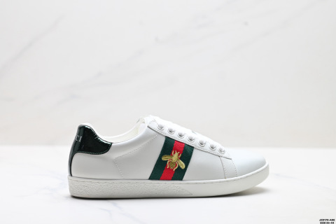 Gucci Screener GG Embroidery Little Bee Casual Sneakers