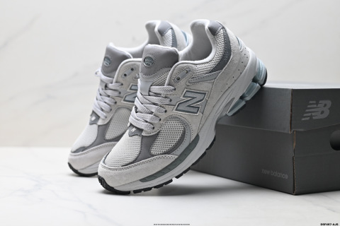 New Balance M2002 Series Retro Casual Shoes