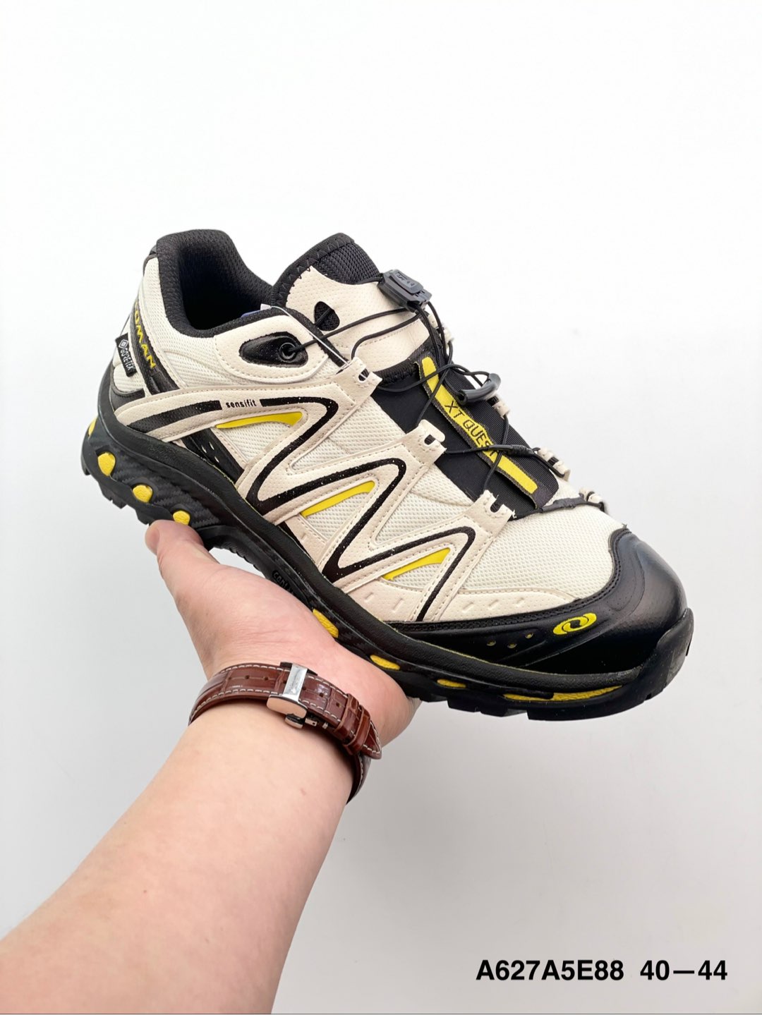 Salomon XT Quest Trail Running Shoes
