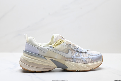 NIKE V2K RUN Retro Sneakers