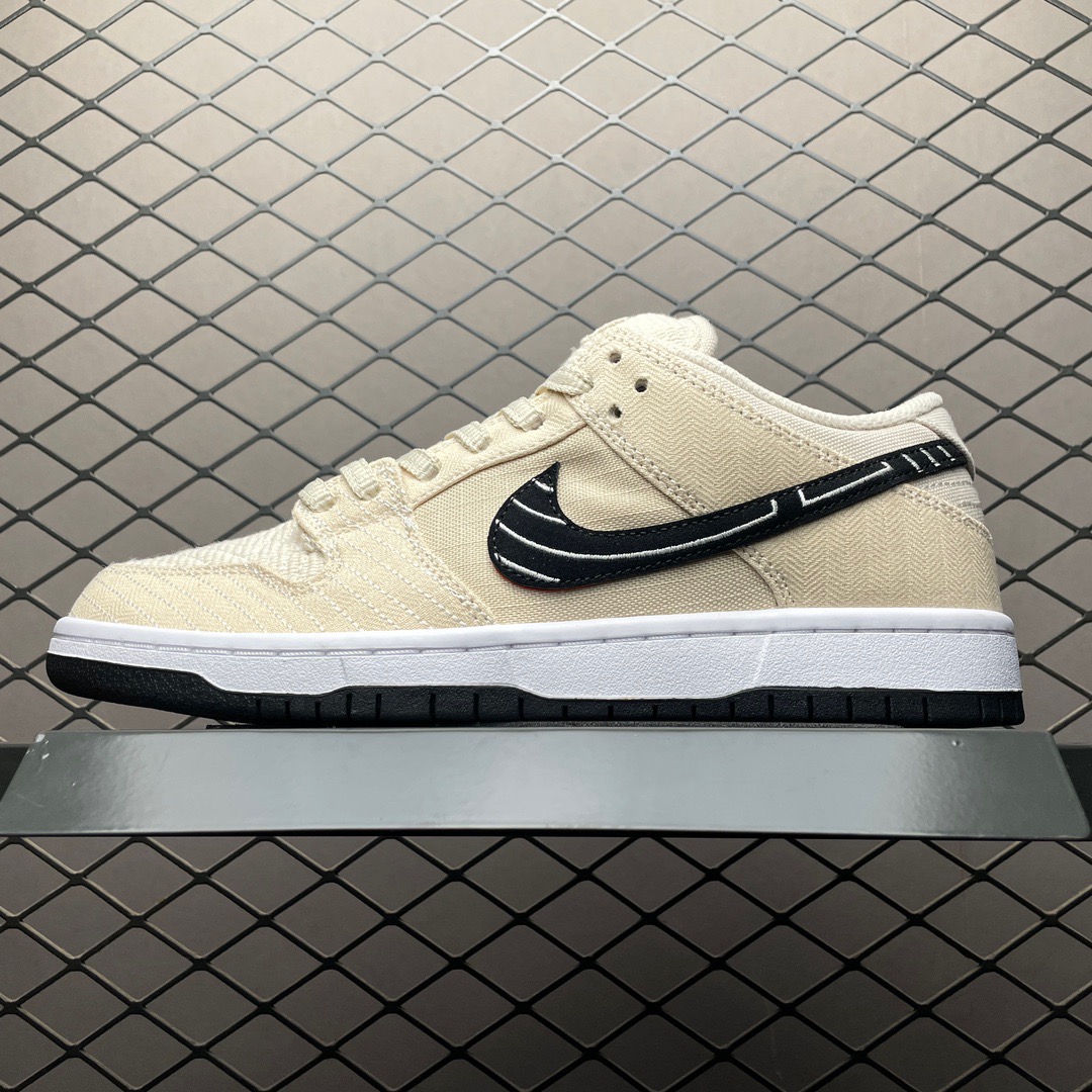 Nike Dunk Low Beige Black Casual Sneakers