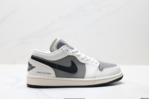 Nike Air Jordan 1 Low Sneakers