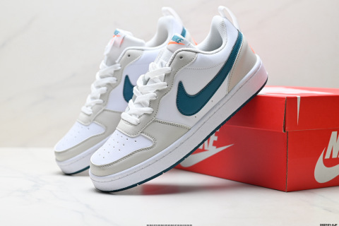 NIKE COURT BOROUGH LOW Sneakers