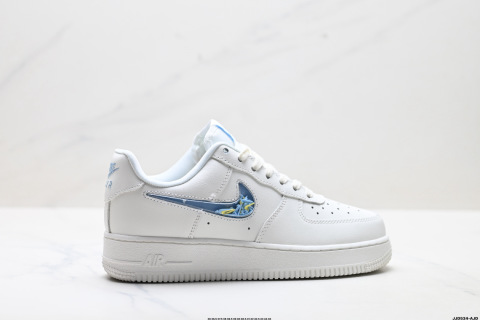 Nike Air Force 1 '07 LV8 Low-Top Casual Sneakers