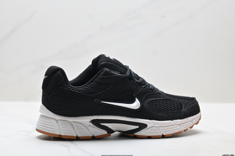Nike V5 RNR Low-Top Casual Shoes