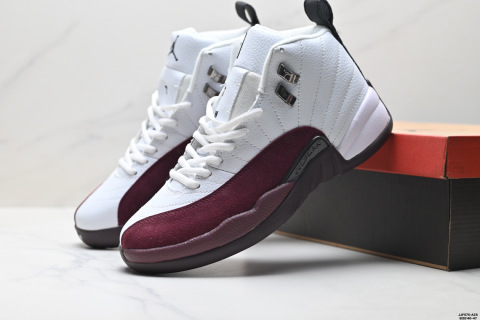 Nike Air Jordan 12 Retro Basketball Shoes