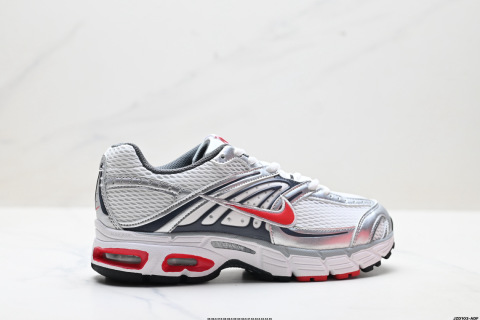 Nike Air Max Moto 2K Low-Top Running Shoes