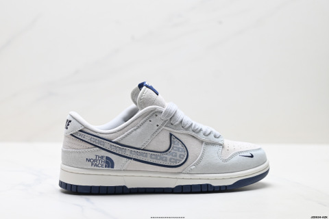 NIKE DUNK LOW RETRO Skate Shoes